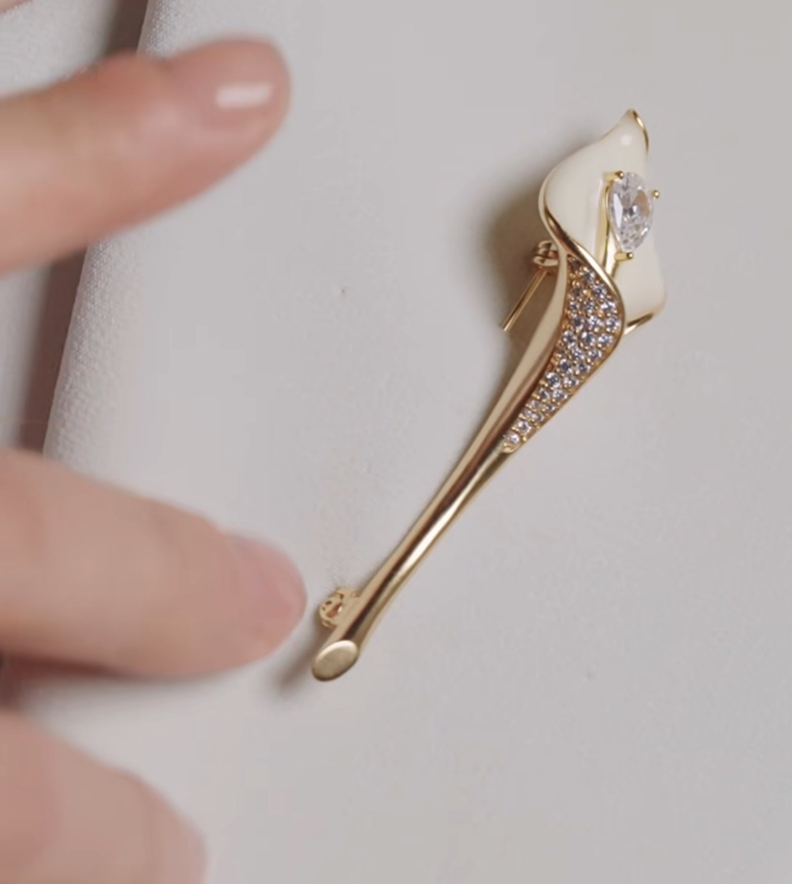 Calla Lily Brooch