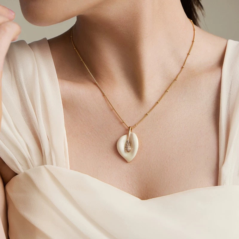 Calla Lily Bead Pendent